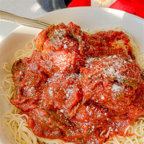 hearty-meatballs-in-marinara-sauce-not-entirely image