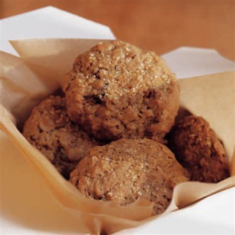 oatmeal-date-and-walnut-spice-cookies-williams-sonoma image