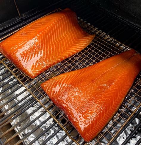 how-to-make-smoked-salmon-on-the-grill-learning-to image