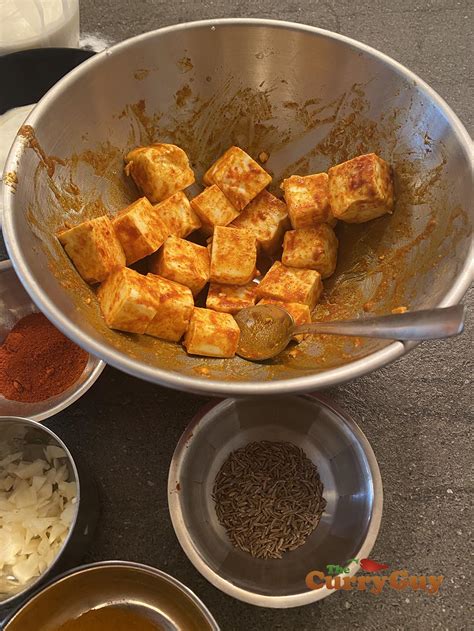 saag-paneer-saag-paneer-curry-recipe-curry-guy image