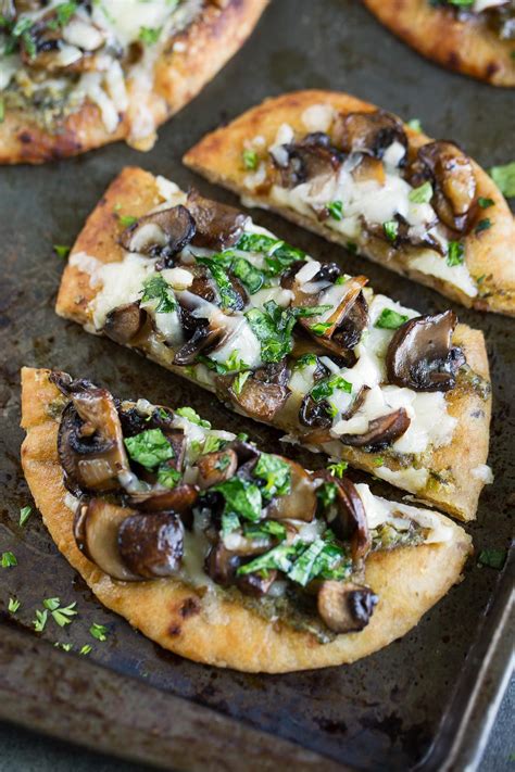 caramelized-mushroom-flatbread-pizzas-peas-and-crayons image