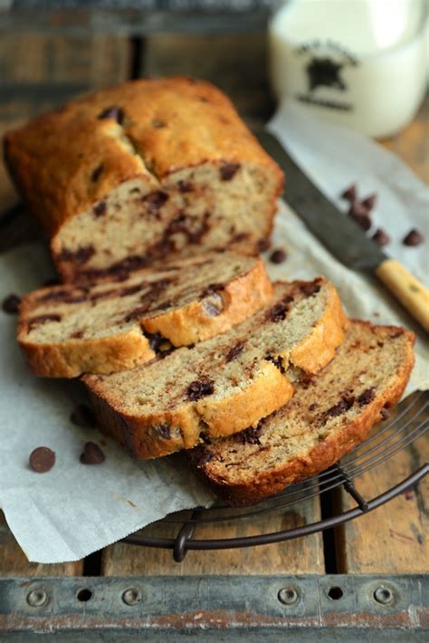 sour-cream-chocolate-chip-banana-bread-country image