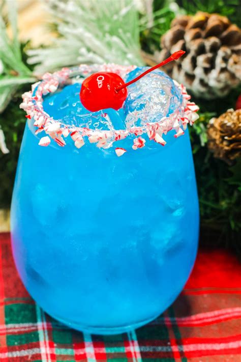 frosty-the-snowman-cocktail-simplistically-living image