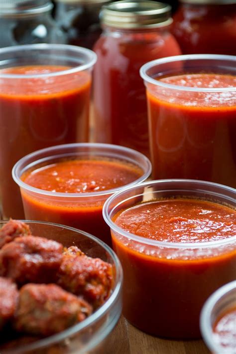 tomato-sauce-with-pork-shoulder-nonnas-way image