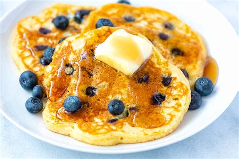 our-favorite-blueberry-pancakes-inspired-taste image