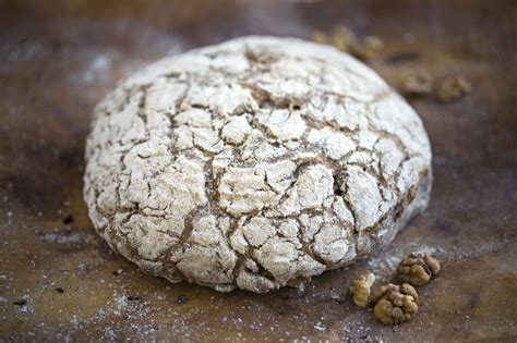 walnut-rye-sourdough-bread-green-kitchen-stories image