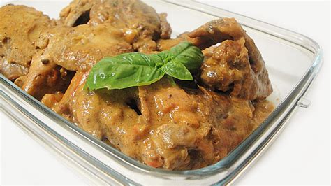 traditional-roadrunner-chicken-in-peanut-butter-sauce image
