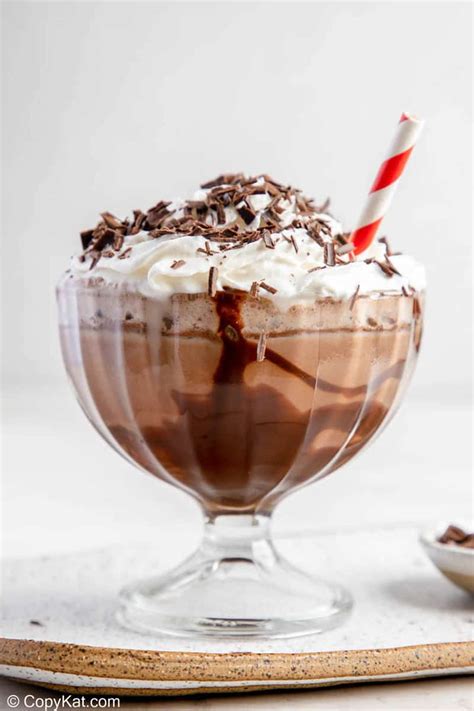 best-frozen-hot-chocolate-copykat image
