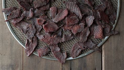 smoked-venison-jerky-meateater-cook image