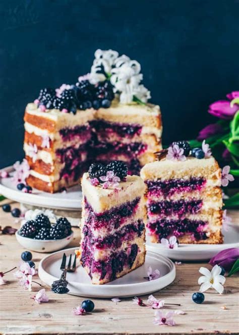 lemon-blueberry-cake-vegan-layer-cake-bianca image