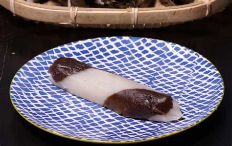 suman-moron-chocolate-rice-cake-pagkaing-pinoy-tv image