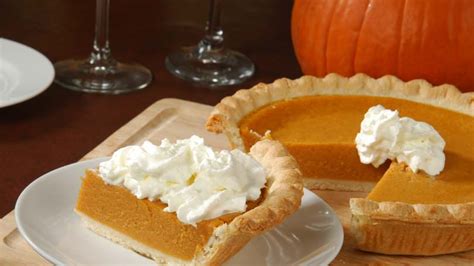 fresh-pumpkin-pie-recipe-professorshousecom image