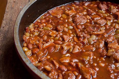 meaty-maple-baked-beans-ontario-bean-growers image