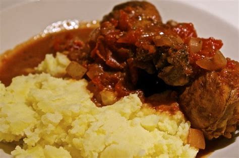 braised-chicken-with-red-wine-anchovy-sauce image