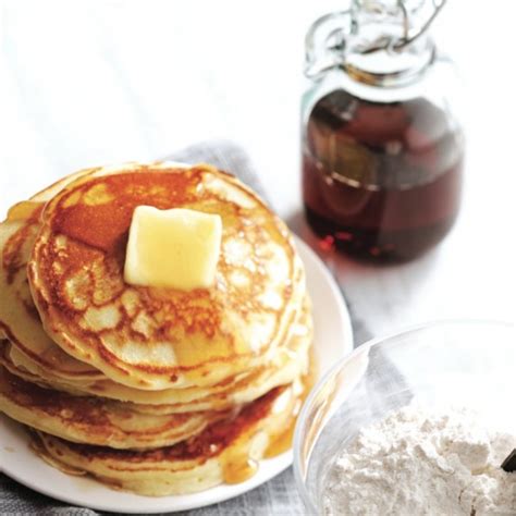 easy-pancakes-recipe-chatelaine image
