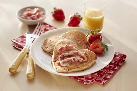 strawberries-and-cream-pancakes-easy-home-meals image