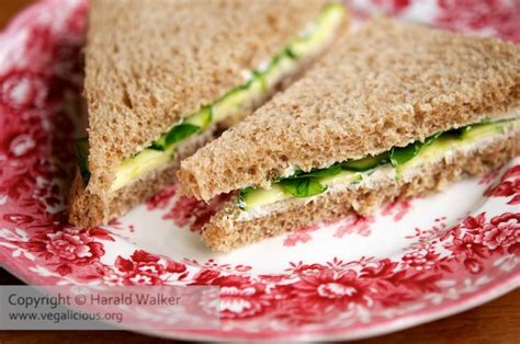 vegan-watercress-tea-sandwiches-vegalicious image