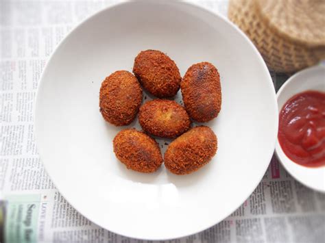 kerala-beef-cutlets-perfect-snack-recipe-honest-cooking image