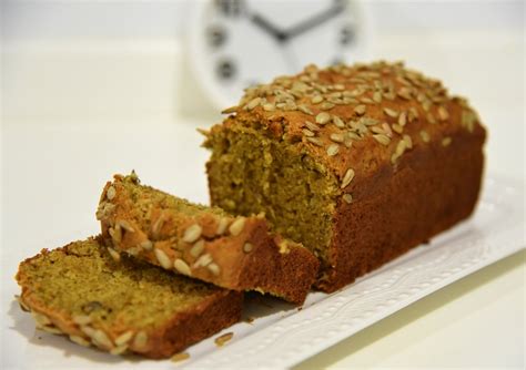 healthy-spicy-banana-cake-recipe-by-archanas-kitchen image