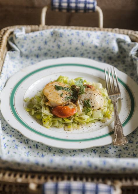 creamy-leeks-with-scallops-recipe-the-english-garden image