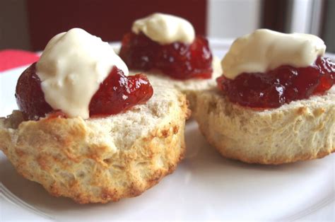 classic-english-scones-featherlight-and-fluffy-the image
