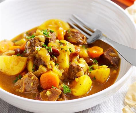 sweet-beef-curry-with-apple-and-sultanas-australian image