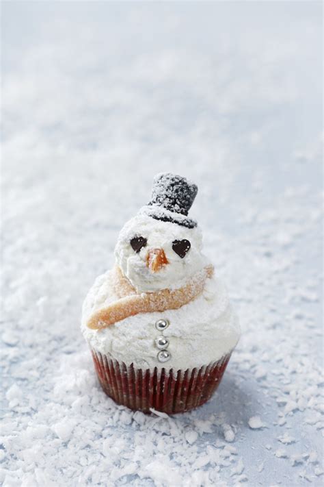 frosty-the-snowman-cupcakes-recipe-eat-smarter-usa image