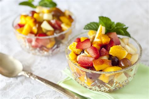 healthy-fruit-salad-recipe-eating-richly image