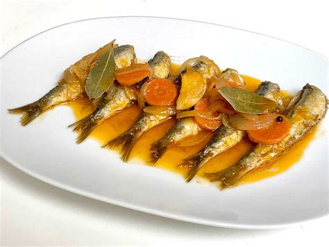 sardines-in-escabeche-saveur image