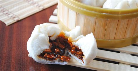char-siu-bao-recipe-chinese-steamed-pork-buns-叉烧包 image