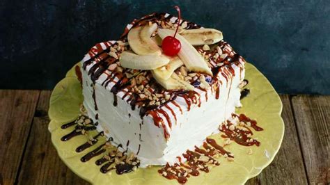 banana-split-ice-cream-cake-recipe-rachael-ray-show image