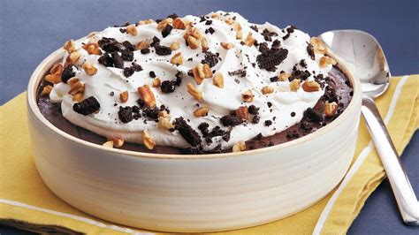 chocolate-cookie-pudding-recipe-pillsburycom image