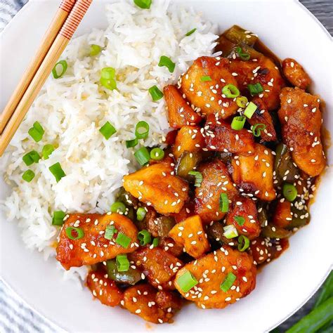 sweet-and-sour-chicken-with-pineapple-bowl-of image