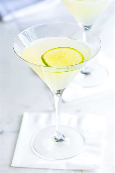 how-to-make-a-vodka-gimlet-from-scratch-inspired image