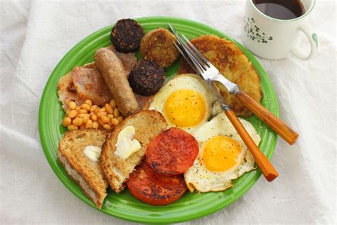 the-ulster-fry-full-monty-breakfast-irish-style-palatable image