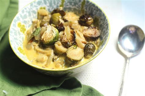 roasted-brussels-sprouts-garlic-cream-soup-diary-of-a image