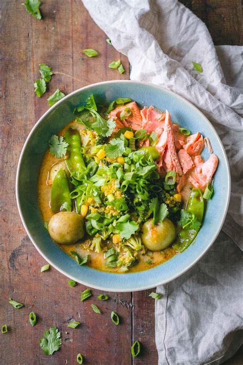 thai-curry-soup-green-healthy-cooking image
