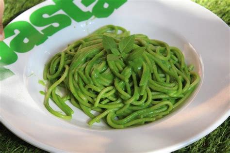 jamie-olivers-super-green-spaghetti-recipe-yummy image