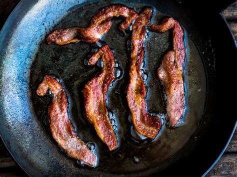 how-to-cook-better-bacon-in-a-pan-fn-dish image