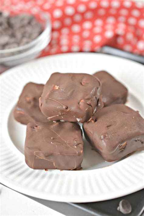 best-keto-fat-bombs-low-carb-keto-3-musketeer-candy image