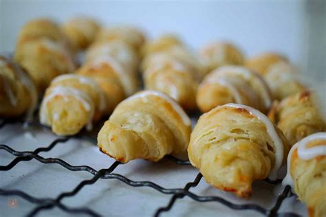 cottage-cheese-crescent-roll-recipe-one-hot-oven image