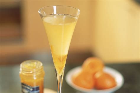 baby-bellini-non-alcoholic-mixed-drink image