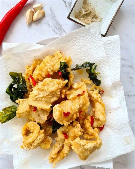 salt-and-pepper-squid-casually-peckish image