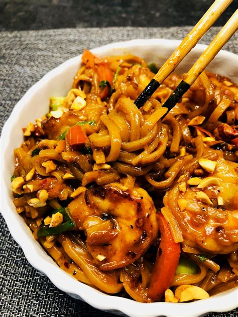 spicy-shrimp-peanut-noodles-cooks-well-with-others image