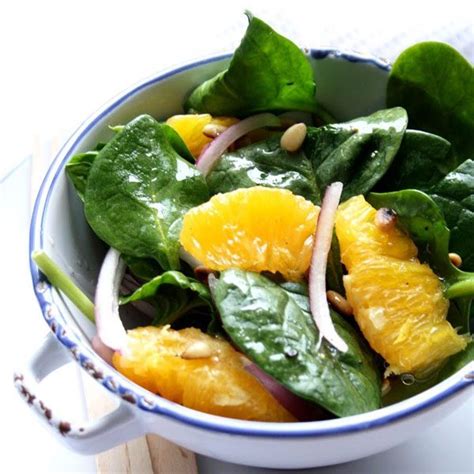 fresh-cooking-spinach-and-orange-salad-eatwell101 image