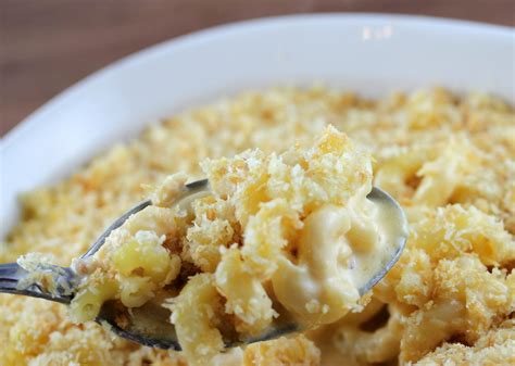reduced-fat-baked-macaroni-and-cheese image