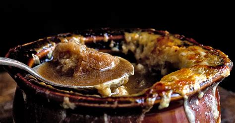 french-onion-soup-with-garlic-gruyre-croutons image