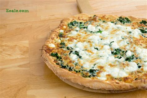 spinach-and-feta-cheese-pizza-zoale image