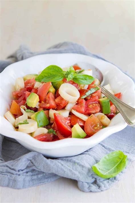 tomato-and-hearts-of-palm-salad-vegan-cookin image