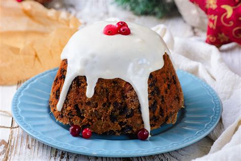 3-traditional-sauces-for-christmas-pudding-the-spruce image